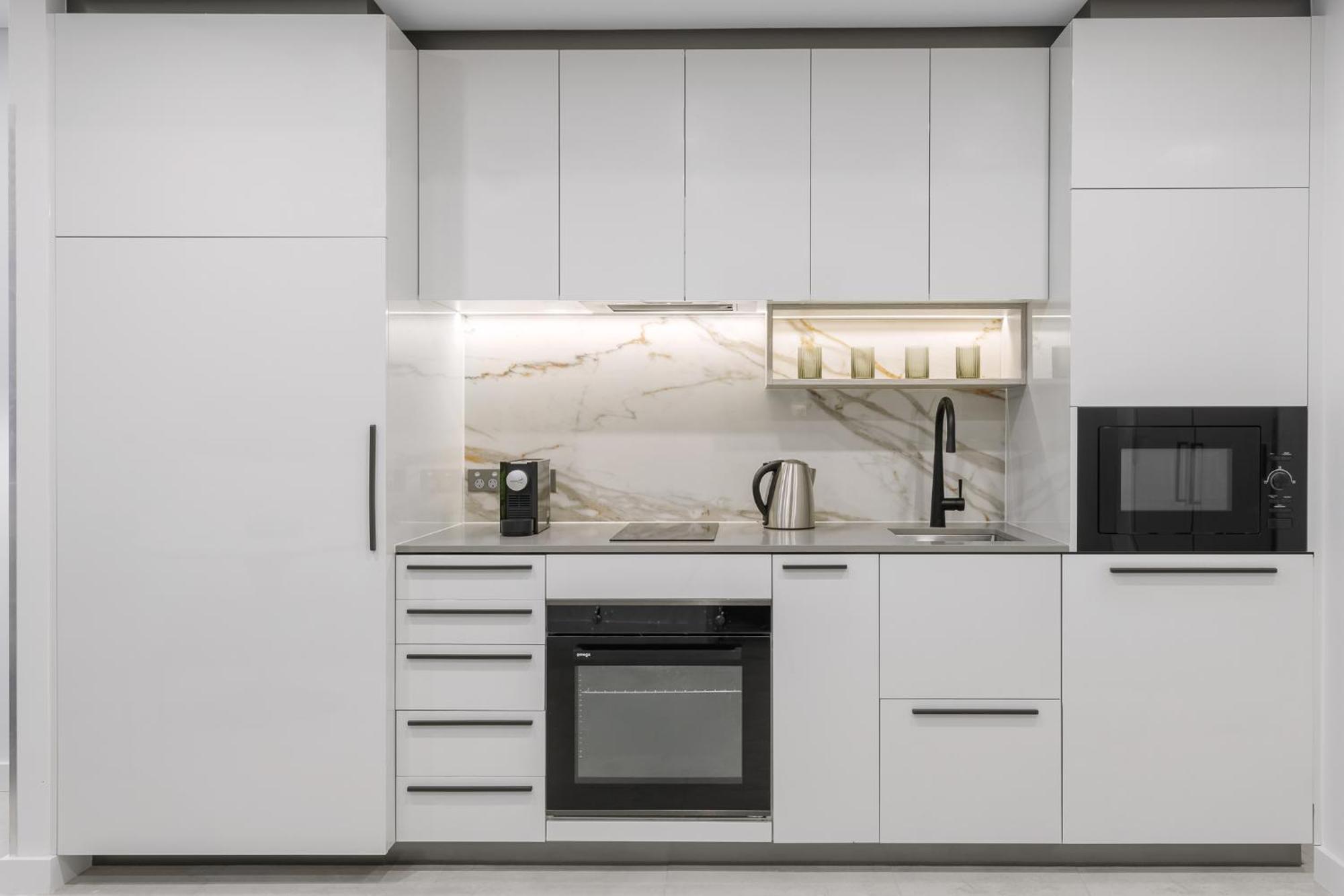 Meriton Suites Canberra Exterior foto A modern kitchen